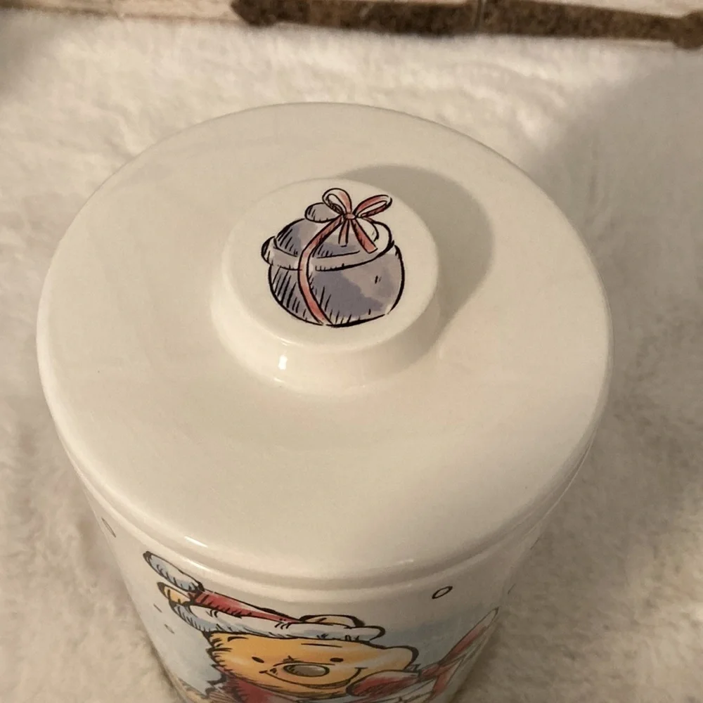 Disney Winnie the Pooh Christmas Canister